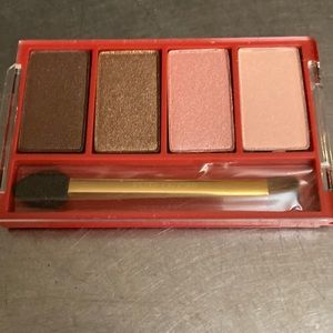 Ester Lauder Perfect Makeup Gift eyeshadow